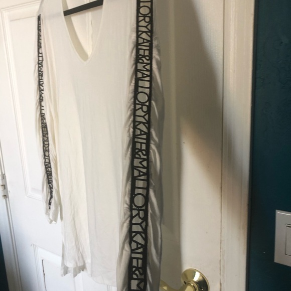 Kate & Mallory® Knit Long Sleeve Mock Neck Keyhole Embroidered Top - Picture 4 of 10